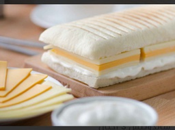 [sk-0264] THREE CHEESE SANDWISH